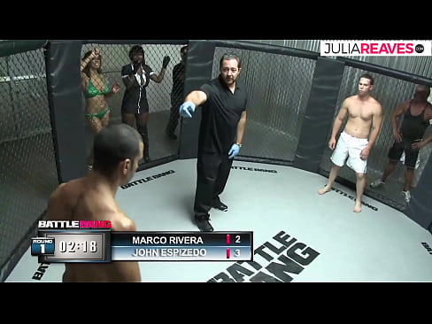 ❤️ Ultimate Fighter scopa una ragazza numerica subitu dopu una lotta in u ring ❤️ Video anale à noi